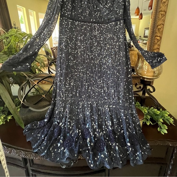NWT Mac Duggal Womens Navy Sequin Embellished Midi Cocktail & Party Dress Sz 12 - Picture 4 of 9